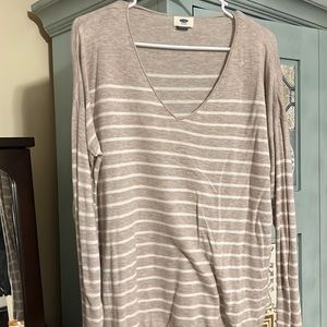 Old navy sweater